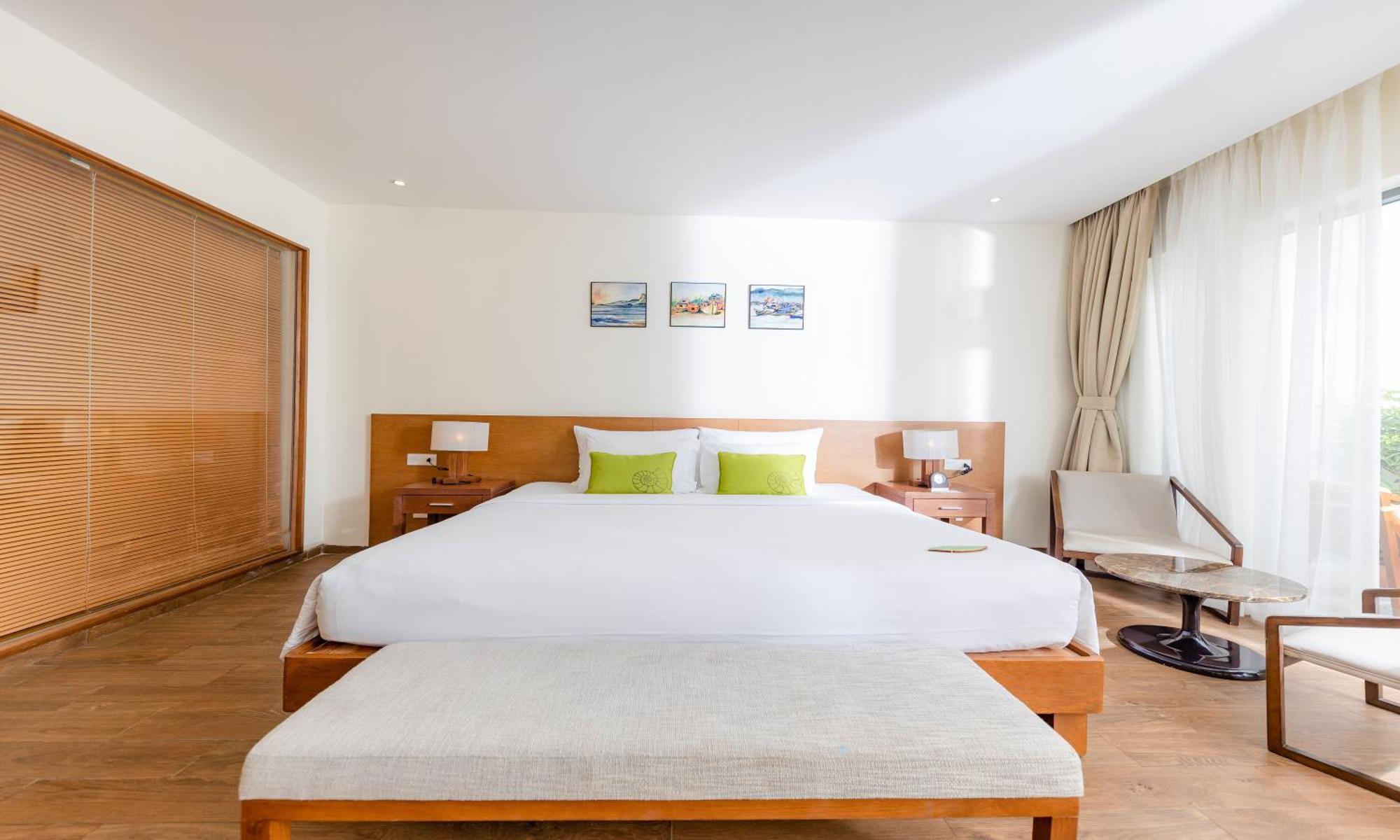 Cam Ranh Riviera &